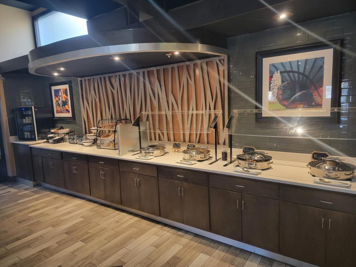 Holiday Inn Cleveland Northeast - Mentor By Ihg Ngoại thất bức ảnh